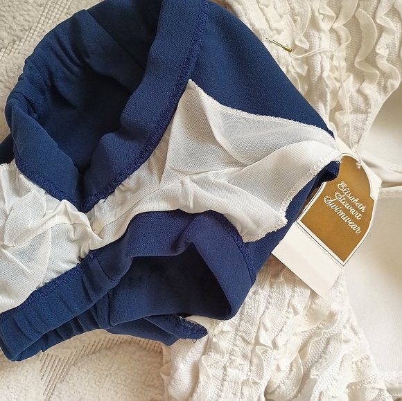 NOS ADORABLE " ELISABETH STEWART SWIMWEAR" RUFFLE! - Picture 11 of 16